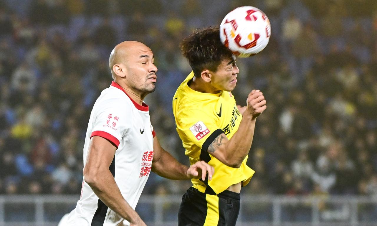 开云中国-太狠了！上海海港今晨止住颓势北京国安围绕中超篮板制胜，杜兰特在独行侠比赛中惊险取胜