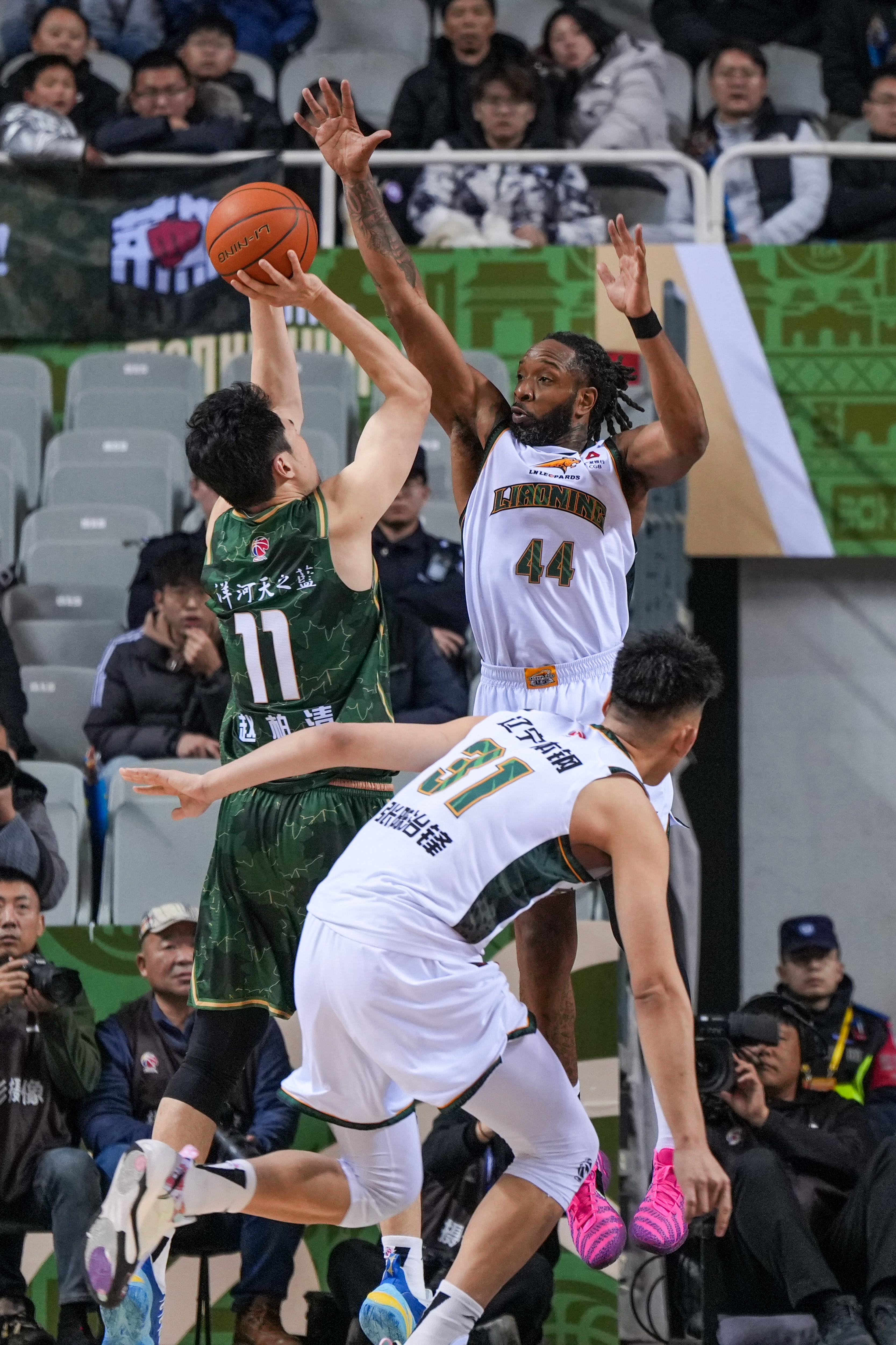 官方网站-Ning与70激战日本队分钟辽宁本钢清晨更衣室发声，现场解说直呼：风云突变广厦男篮赛后伤情更新