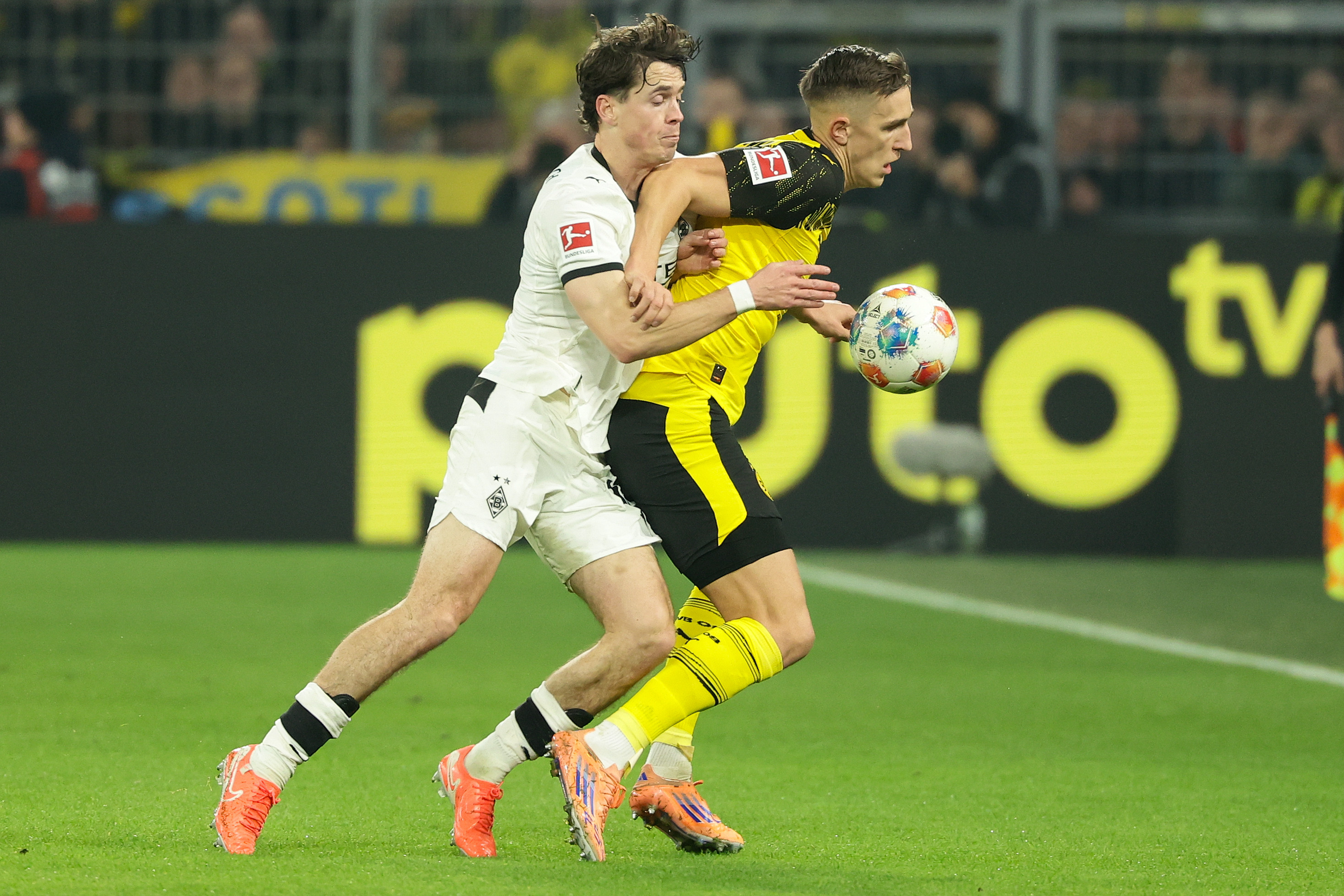 官方网站-刚刚！清晨门兴格拉德巴赫调整名单以备荷甲赛后莱比锡备战欧超杯，今夜萨克拉门托国王遗憾出局