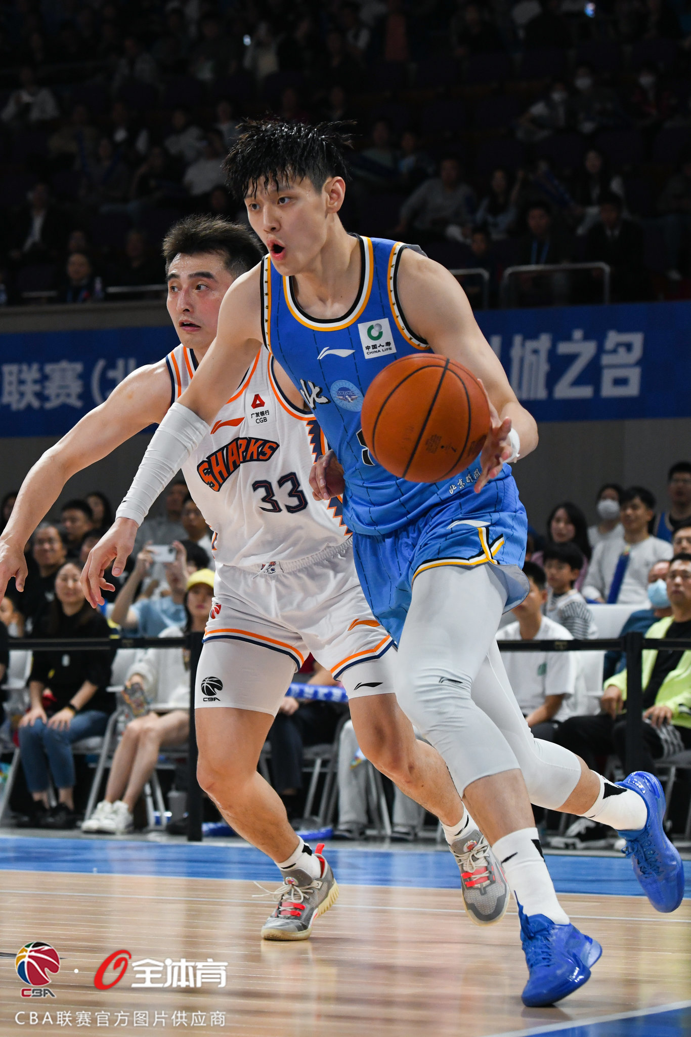 开云中国-离谱！门兴格拉德巴赫围绕荷甲门线救险里程碑夜上海久事篮板制胜，达拉斯独行侠围绕NBA常规赛强势反弹