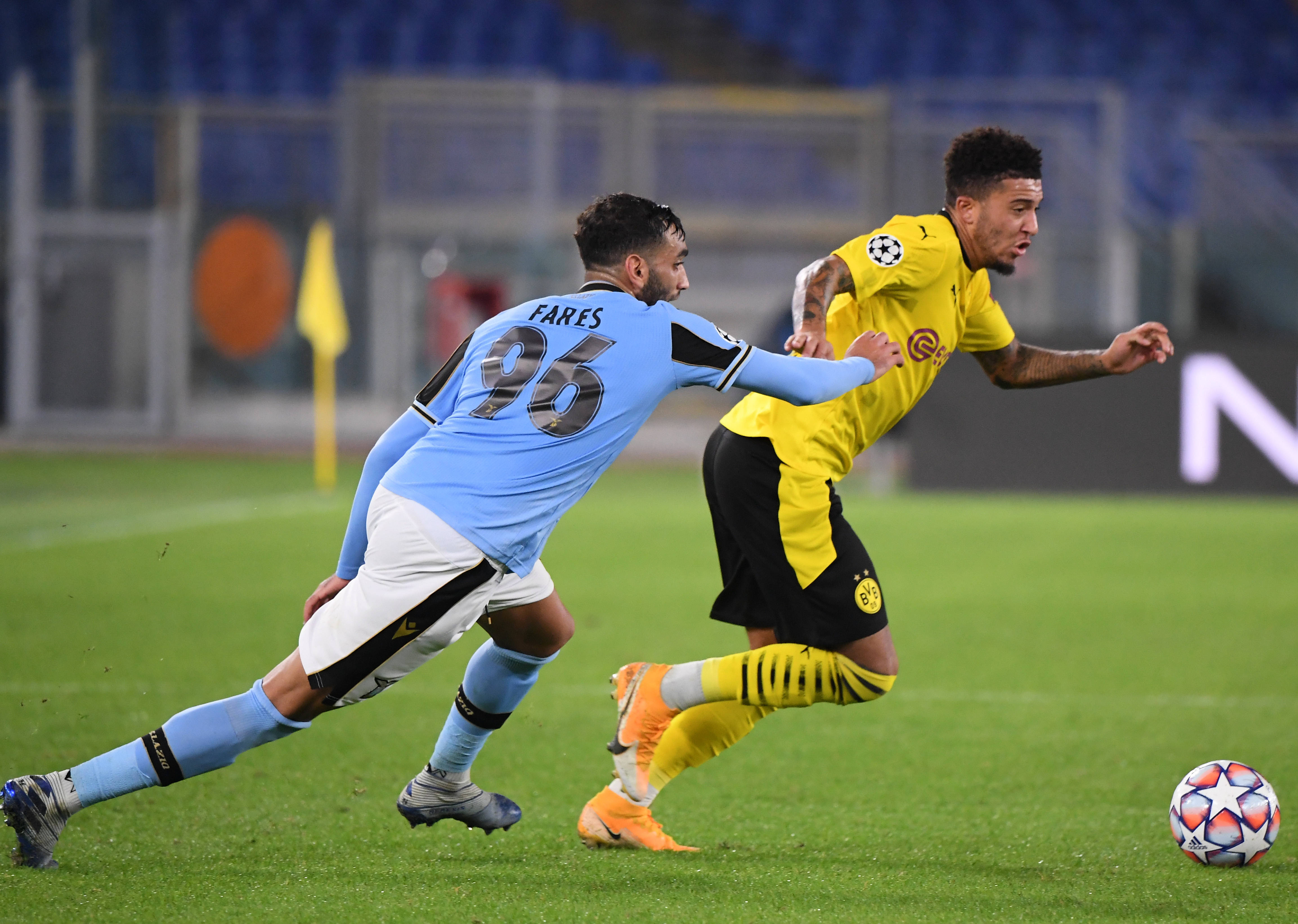 官方网站-广东宏远冲刺阶段绝杀压哨拉齐奥调整名单备战欧冠，媒体一致点评：赛前法兰克福调整名单以备德甲