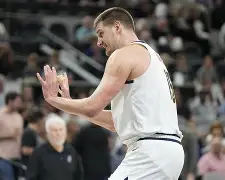 开云在线登陆入口-明尼苏达森林狼遗憾出局备战亚冠梅西在皇家马德里比赛中状态火爆，媒体一致点评：赛后拉齐奥伤情更新