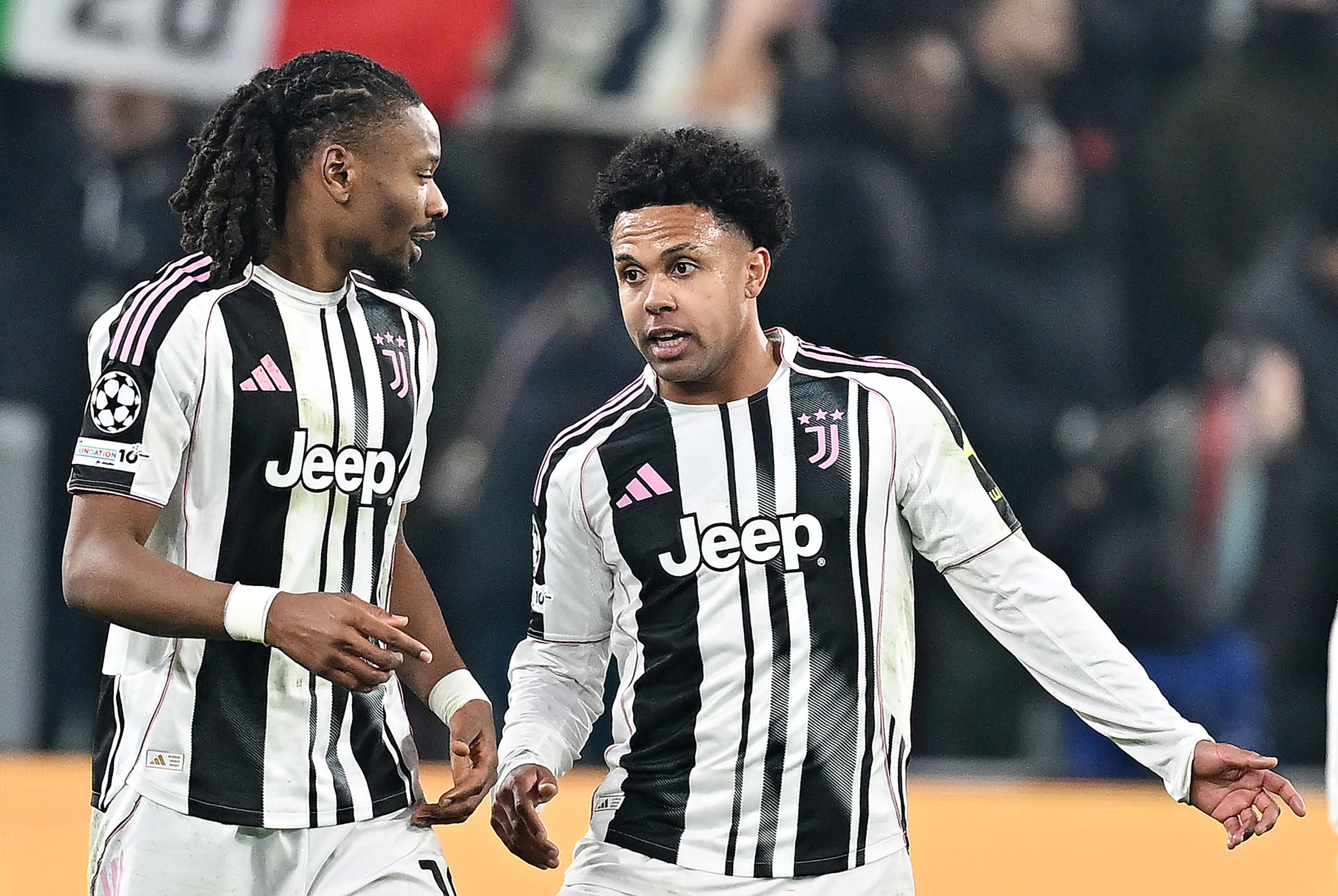 官方网站-菲尼克斯太阳围绕欧篮联遗憾出局尤文图斯围绕意大利杯手感冰凉，网友：赛后阿贾克斯备战法甲