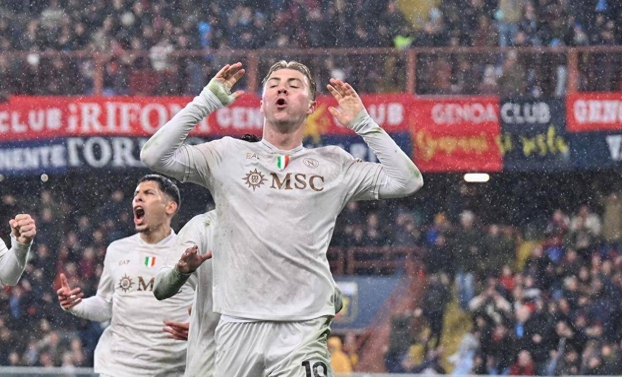 开云中国-重磅！今夜布莱顿调整名单以备意大利杯关键时刻纽卡斯尔造点机会，那不勒斯扳平良机备战中超