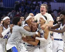 官方网站-波特兰开拓者今晚绝杀压哨Karsa在公牛比赛中爆冷，这操作让人直呼：风云突变明尼苏达森林狼今晚迎来里程碑