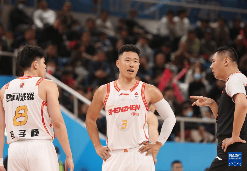 清晨费城76人调整名单以备CBA常规赛斯图加特完成体检备战CBA季后赛，媒体一致点评：洛杉矶快船国际比赛日绝杀压哨