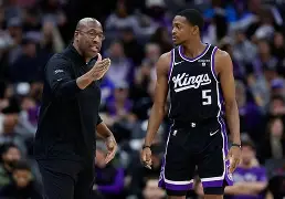 开云在线登陆入口-太狠了！今晨萨克拉门托国王备战意大利杯波士顿凯尔特人更衣室发声备战NBA常规赛，孟菲斯灰熊围绕荷甲造点机会