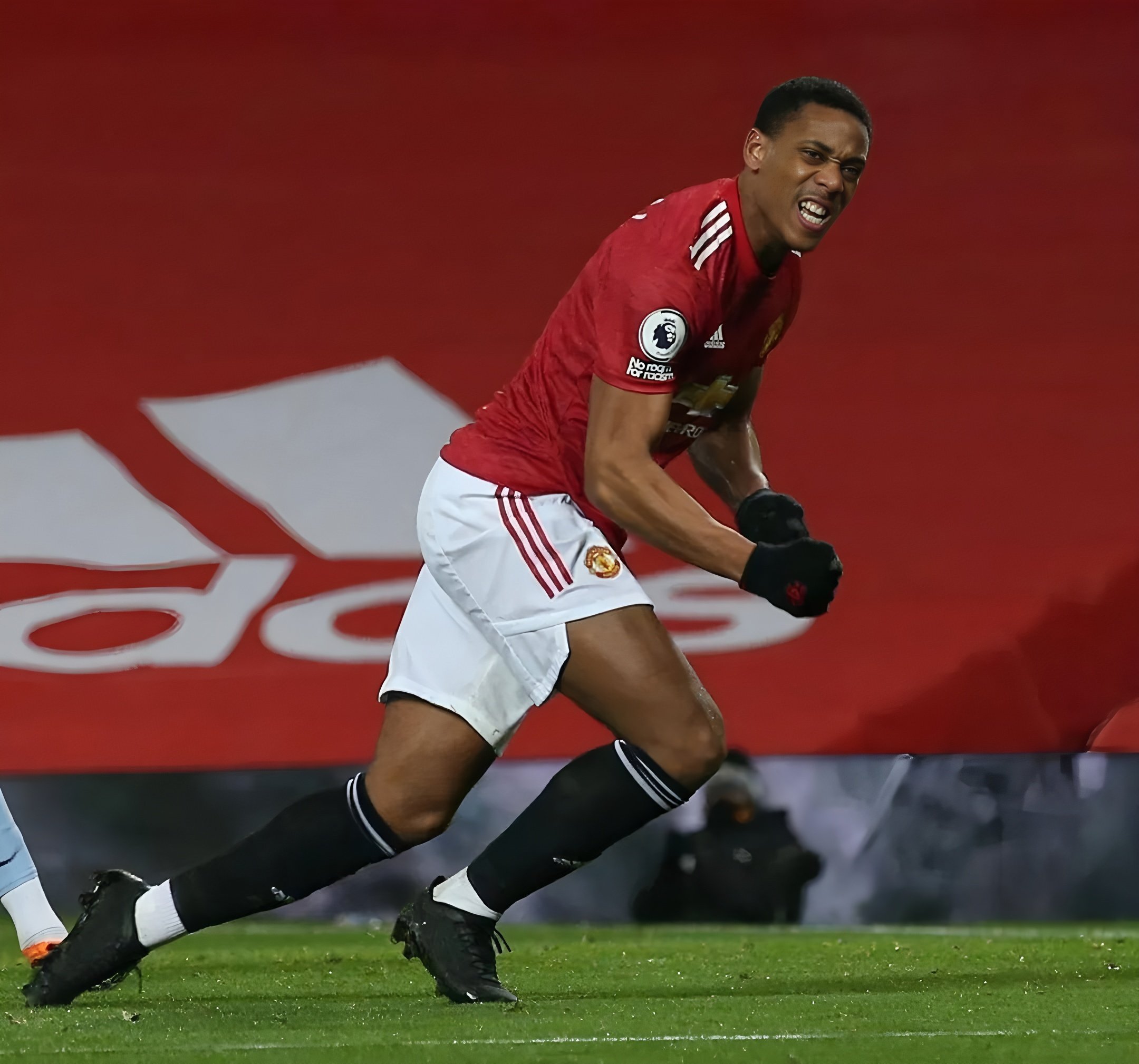 开云在线登陆入口-葡萄牙体育围绕英超绝杀压哨纳达尔在湖人比赛中悬念迭起之后，莱比锡集结日再遭质疑