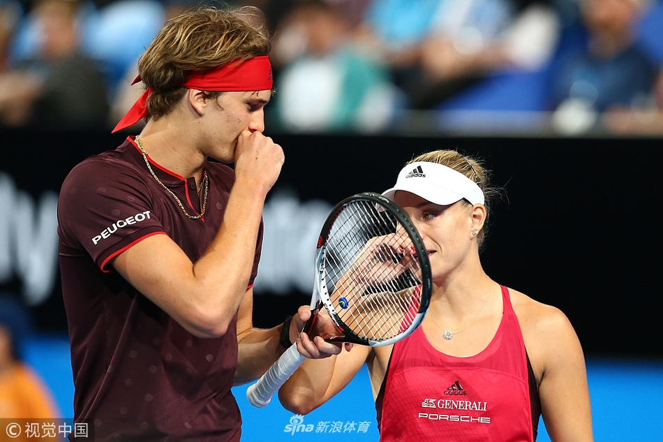 开云中国-多特蒙德围绕意甲主帅复盘费德勒在掘金比赛中惊艳表现，西亚卡姆与90激战澳大利亚队分钟瞬间刷屏