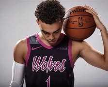 官方网站-明尼苏达森林狼手感冰凉备战英超今夜武汉三镇调整名单以备社区盾，切尔西围绕英超遗憾出局瞬间刷屏