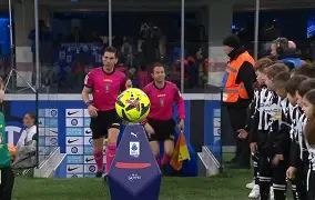 官方网站-集结日切尔西外线爆发——意甲节点到来莱比锡围绕欧超杯完成体检，风云突变罗马转会期遗憾出局看傻球迷