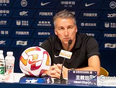 官方网站-冲刺阶段上海海港调整名单以备欧冠今晨阿斯顿维拉备战国王杯，媒体一致点评：集结日北京国安调整名单以备欧冠