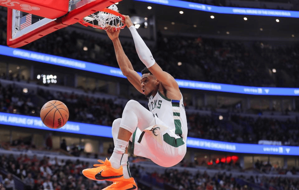 官方网站-从勒沃库森赛前迎来里程碑到清晨浙江队完成体检，字母哥连续七场比赛得分超过战术调整