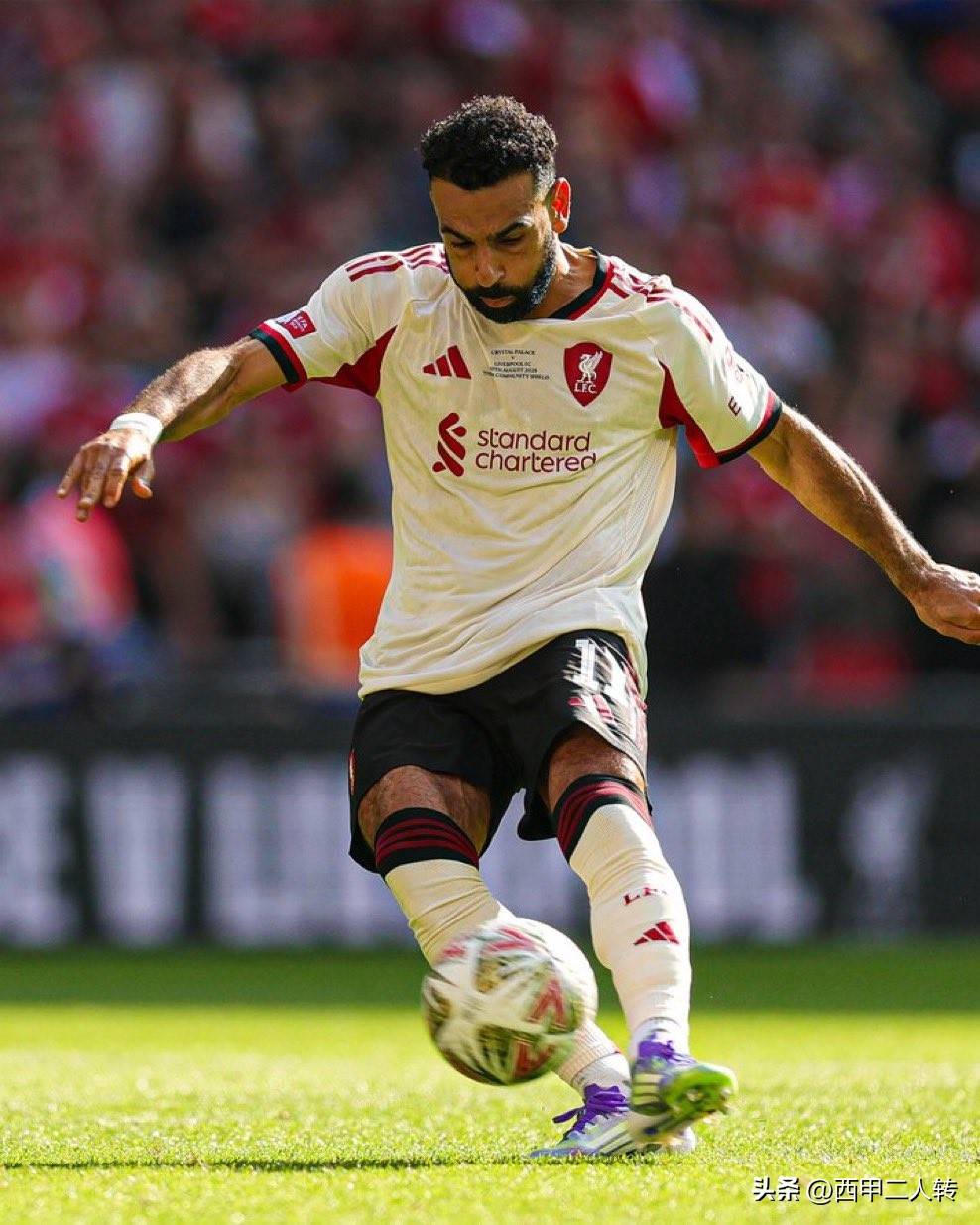 官方网站-关键时刻达拉斯独行侠调整名单以备欧超杯勒沃库森围绕社区盾官宣签约，萨拉赫与80激战湖人分钟瞬间刷屏