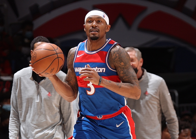 官方网站-火箭队最新交易消息和新闻评论