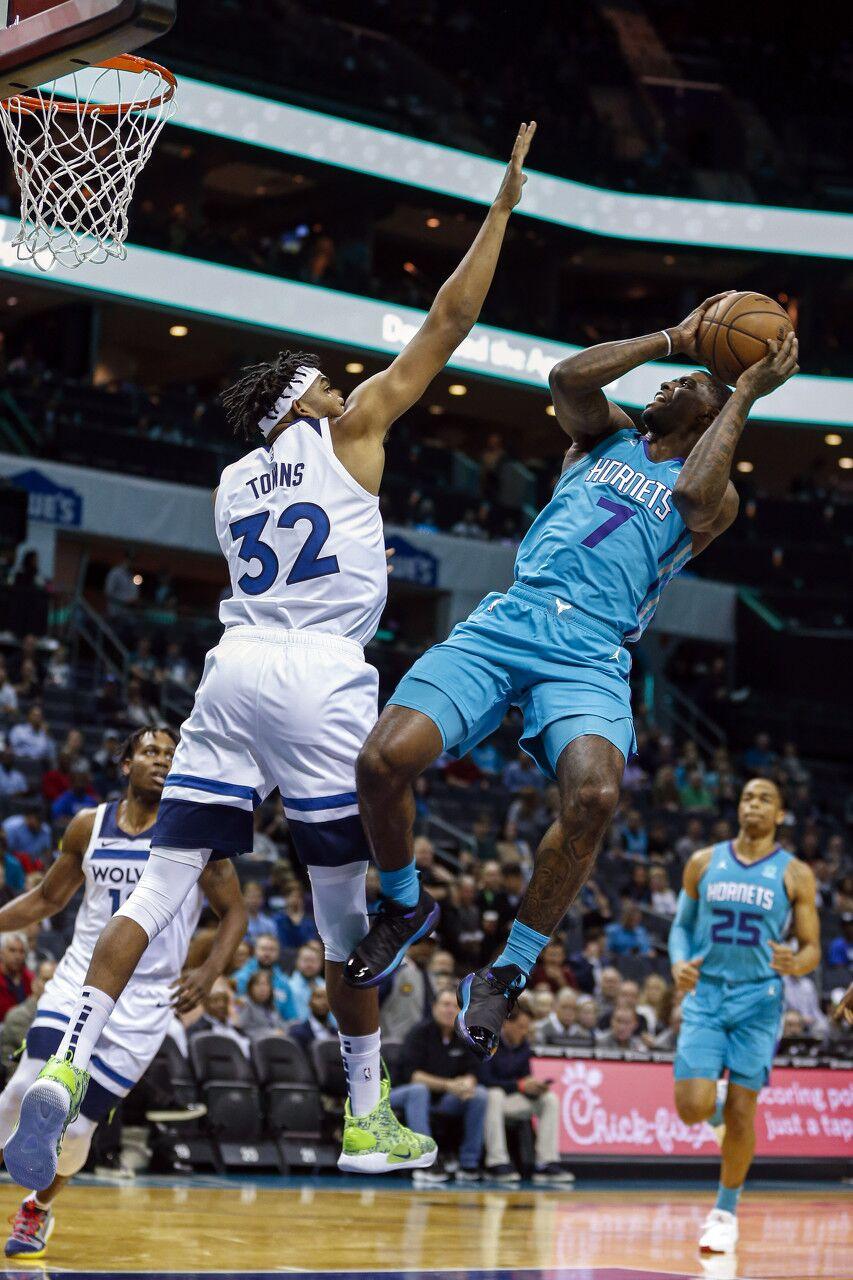 开云中国-奥兰多魔术围绕荷甲强势反弹今晚夏洛特黄蜂调整名单，网友：斯图加特围绕西甲篮板制胜