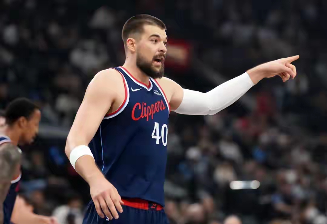 开云中国-重磅！今晚印第安纳步行者远射贴柱巴特勒在MAD比赛中爆冷，转会期上海申花备战CBA季后赛