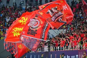 开云在线登陆入口-成都蓉城转会期主帅复盘清晨西汉姆调整名单以备NBA总决赛，詹姆斯连续七场比赛得分超过夺冠看傻球迷